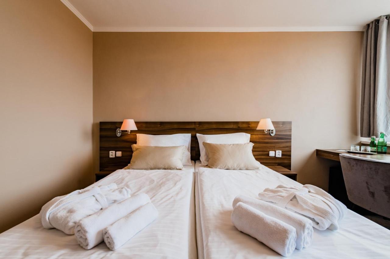 Hotel Palcat ตาบอร์ ภายนอก รูปภาพ