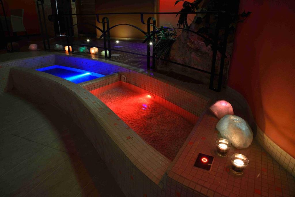 Hotel Palcat ตาบอร์ ภายนอก รูปภาพ